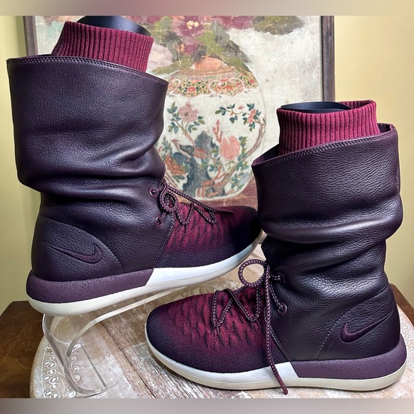 EUC *Never Worn* Nike “Roshe Two” FlyKnit Deep Burgundy SneakerBoot. Size 9 - Picture 8 of 15